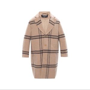 Le Manteau Carro Virgin Wool Coat
Jacquemus size 38  / BNWT 100% authentic